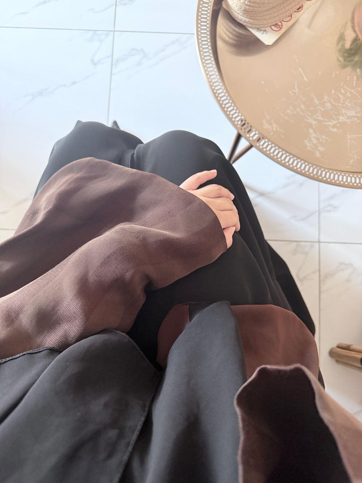 عباة ميلا 🤎 (بني أو أسود )